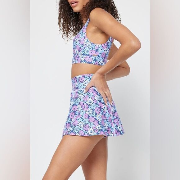 L*Space Sports Bra w/ cups (flattering AF) size Med NWT - Picture 10 of 14